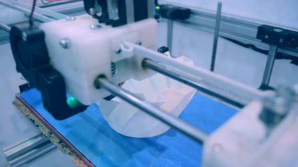 Automatic Three Dimensional 3d Printer Performs Plastic alt