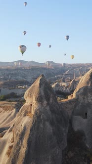 Balloons in Cappadocia Vertical Video Slow Motion alt