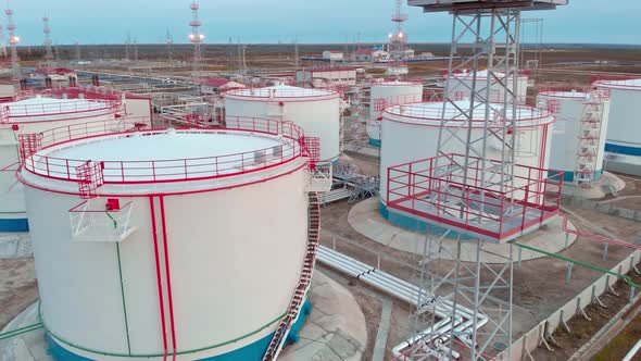 The Drone Flies Around the Oil Storage Tank Oil and Gas Reserves of Russia alt