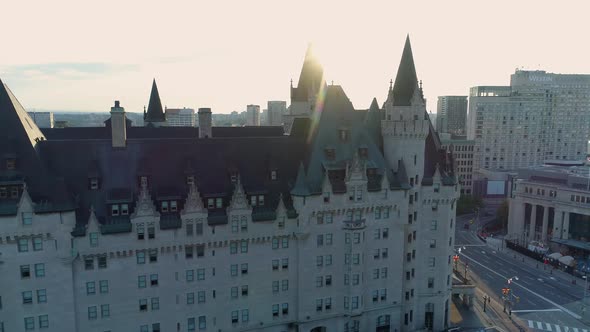 Aerial view of Chateau Laurier and other buildings alt