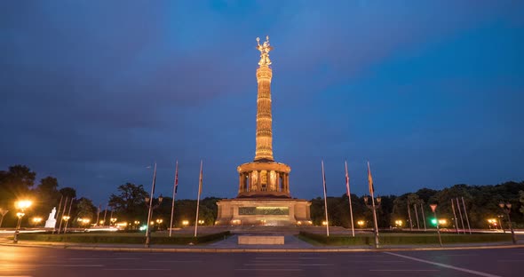 Timelapse of the Victory Column in Berlin