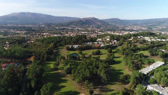 Golf Course in City alt