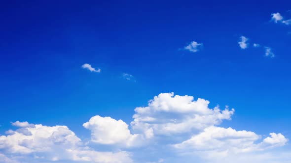 Clouds in Windy Heaven alt