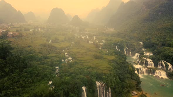 Panorama view of a beautiful waterfall alt