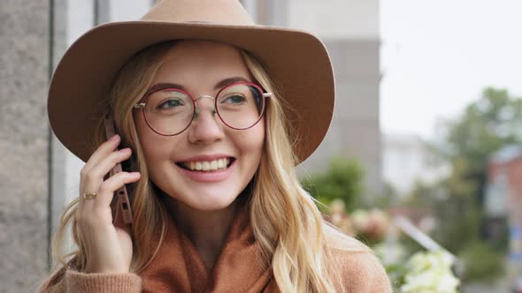 Portrait Attractive Young Girl Talking on Phone Outdoors Closeup Caucasian Happy Woman Uses alt