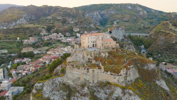 Medieval Castle Vintage alt