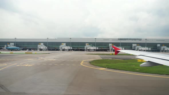 View From the Airplane Window alt