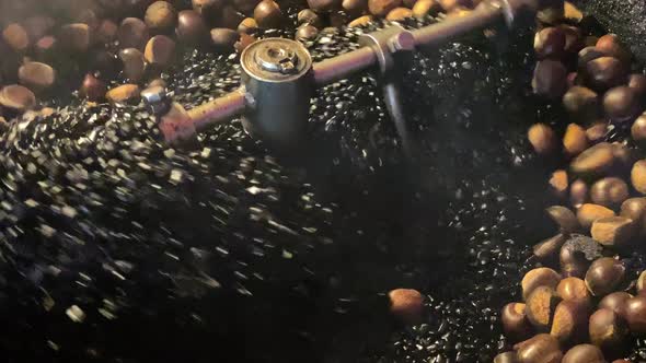 Chestnut Roasted in a Black Pebble Big Pot alt