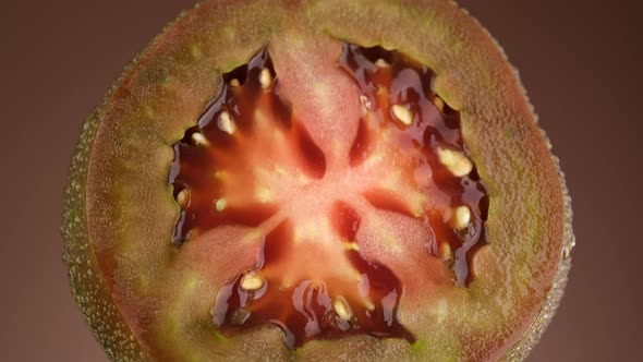 Tomato Kumato macro, rotate alt