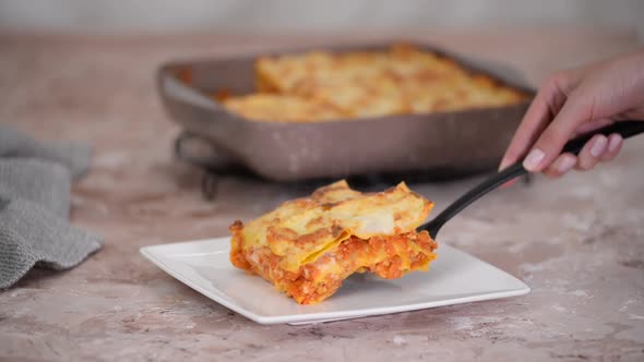 Tasty Traditional Italian Lasagna