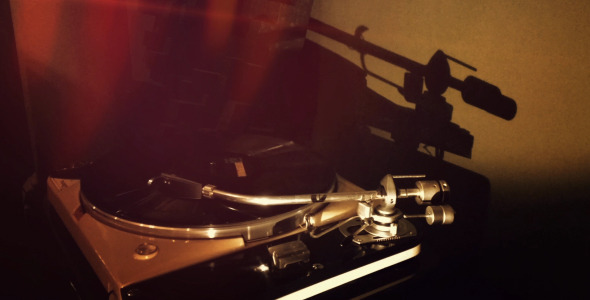 Turntable With Spinning Vinyl