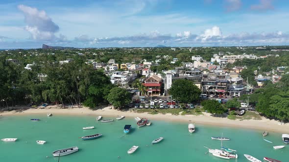 Mauritius, Boats and beach at the Indian Ocean near Trou-aux-Biches alt
