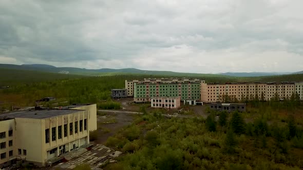 Kadykchan Ghost Town. Siberian Ghost Town Built by Gulag Prisoners During World War Ii. Kolyma Magad alt