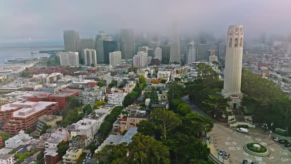 San Francisco cityscape with white tall historic building of Coit Tower alt