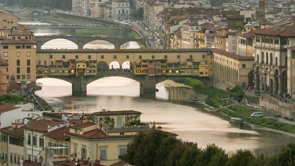 Time Lapse of Florence Ponte Vecchio Bridge, Italy alt