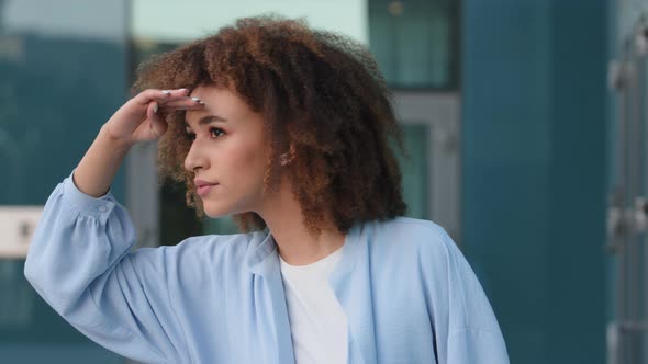 Afro American Girl Ethnic Curly Woman Standing in City Outdoors Look Out Looking for Someone alt