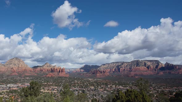 Sedona Arizona with Red Rock Backdrop Timelapse Pan Left