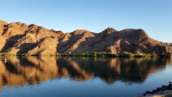 Willow Beach at Lake Mead and morning Panorama alt