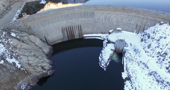 Aging Hydroelectric Dam in Idaho alt