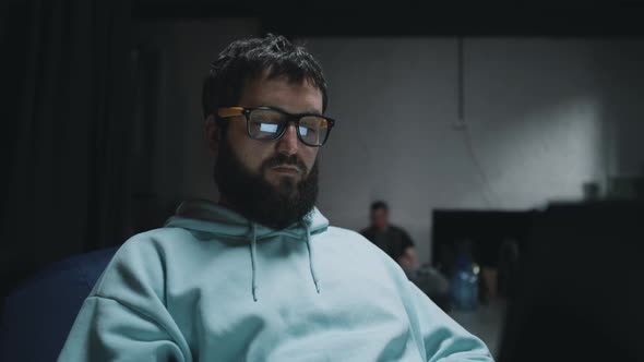 Programmers Hearing an Explosion During War alt