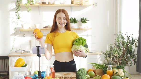 Female Dietitian Talks About Healthy and Proper Nutrition in the Kitchen alt