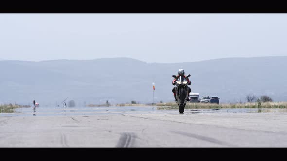 Motorcycle Stunt alt