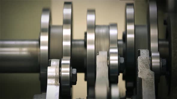 Hydraulic and Oiled Machine. alt