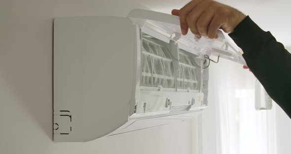 Air Conditioner Maintenance  alt