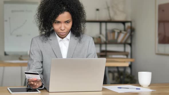 Online Shopping By African Businesswoman Online Banking alt