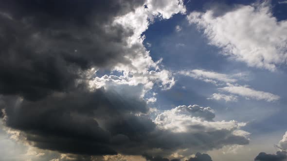 Dramatic Tropical Monsoon Storm Cloud Time Lapse 01 alt