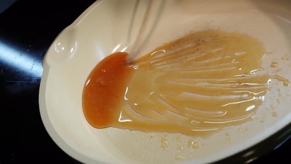 Making caramel at home with white sugar.  alt