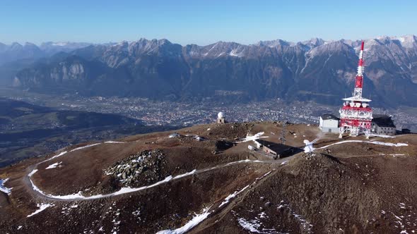 Patscherkofel Mountain And Ski Area With Restaurant, ORF Radio and TV Tower At Daytime In Tyrol, Aus alt