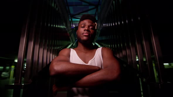 Young Black Guy With Beard And Stylish Hairstyle. alt