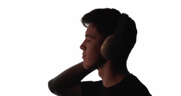 Male Silhouette Music Relaxation Guy Headphones alt