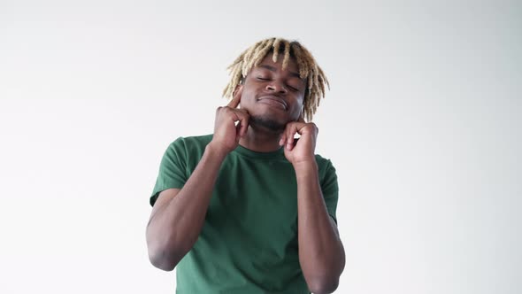 Enjoying Music Pleased Man Meme Expression Joyful alt