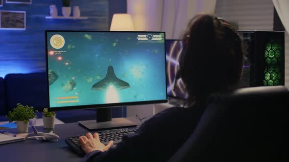 Competitive Player Losing Esport Championship alt