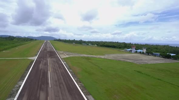 AH - Runaway of Small Airport at Weh Island 02