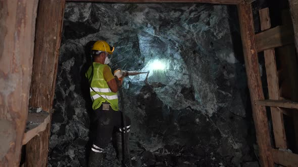 Miner's work in chrome mine. alt