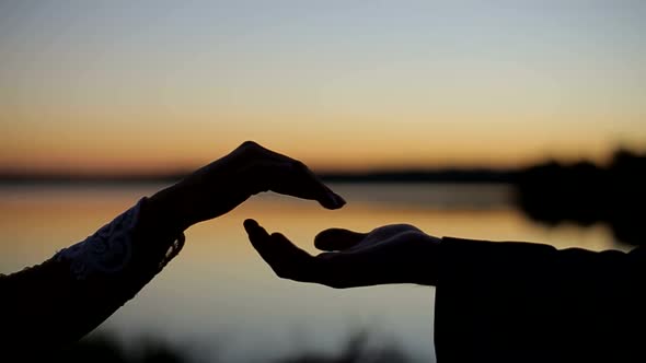 The Love of Two Lovers to the Sunset the End of Love Story alt