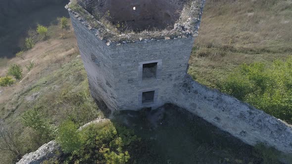 Tower at Skala-Podilsky Castle alt