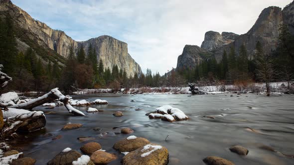 Landscape Time Lapse Yosemite River alt