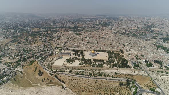 Aerial view of Jerusalem alt