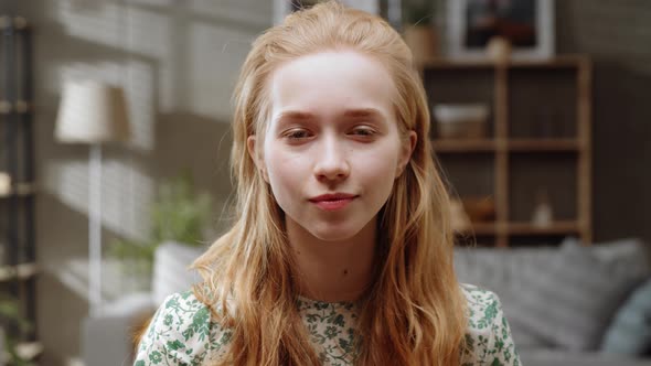 Portrait of a Young Redhaired Woman alt