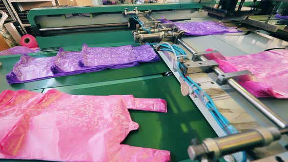 Coloured Polyethylene Bags Are Getting Released By the Transporter alt