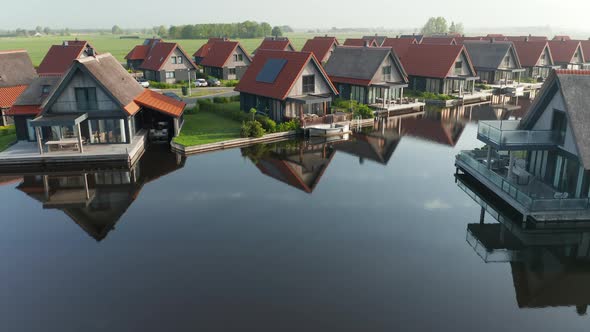 Waterstaete Ossenzijl Luxury Holiday Resort at Weerribben-Wierden National Park In Netherlands. - ae alt