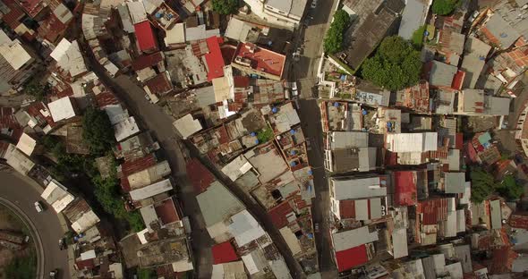 Cenital Dolly out Of Petare alt