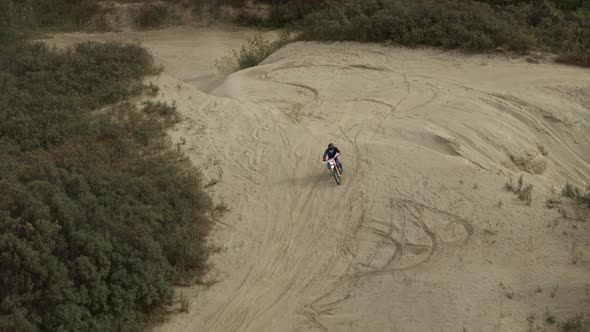 Enduro Motorcycle Rides Offroad on the Sands alt