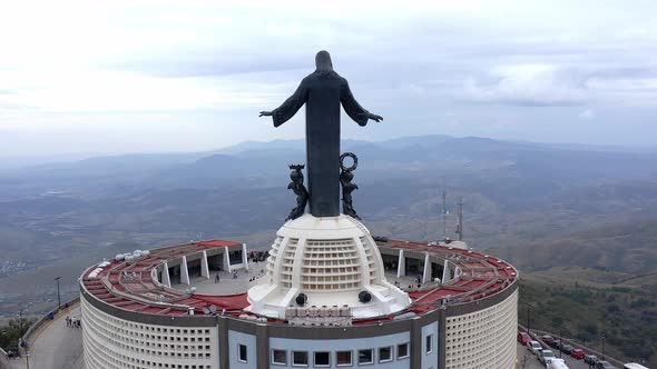 Aerial: Cristo Rey, Guanajuato, wonders Mexico, drone view alt