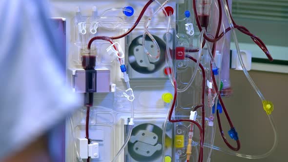 Dialysis Machine alt