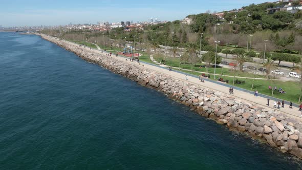 Aerial view of park in Kartal district, Istanbul, Turkey. alt